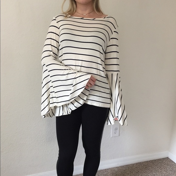 Tops - 🙀 Blouse long sleeve